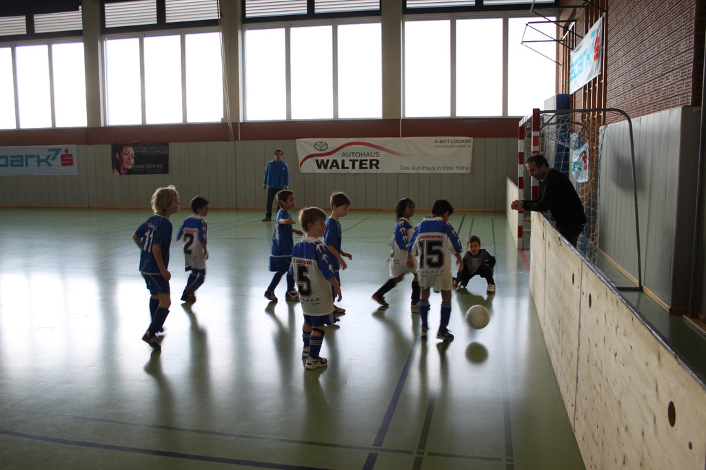 Fussball U 7 Turnier Halle 16-01-2011 _10__jpg-1295212066