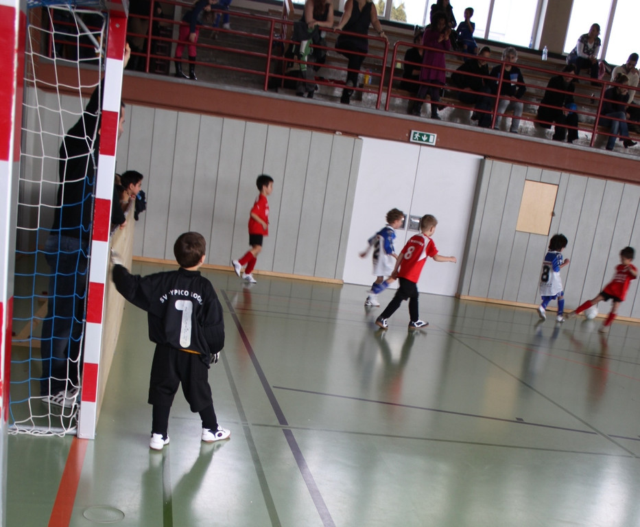 Fussball U 7 Turnier Halle 16-01-2011 _14__jpg-1295212115