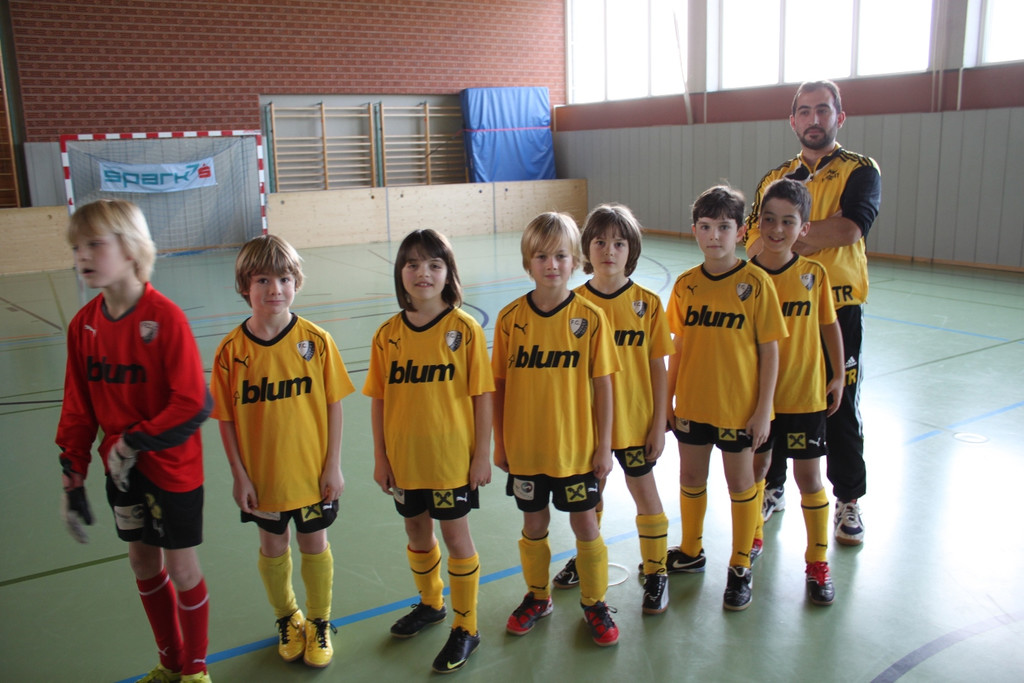 Fussball U 9 Turnier Halle 16-01-2011 _6__jpg-1295212281