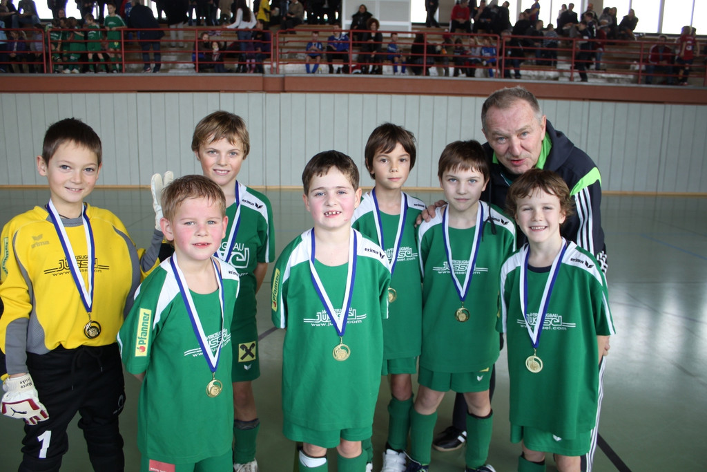 Fussball U 9 Turnier Halle 16-01-2011 _13__jpg-1295212383
