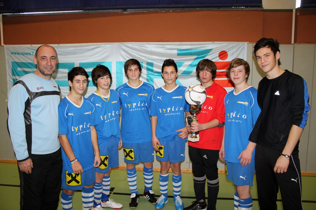 Fussball U 15 Turnier Halle 16-01-2011 _19__jpg-1295212661