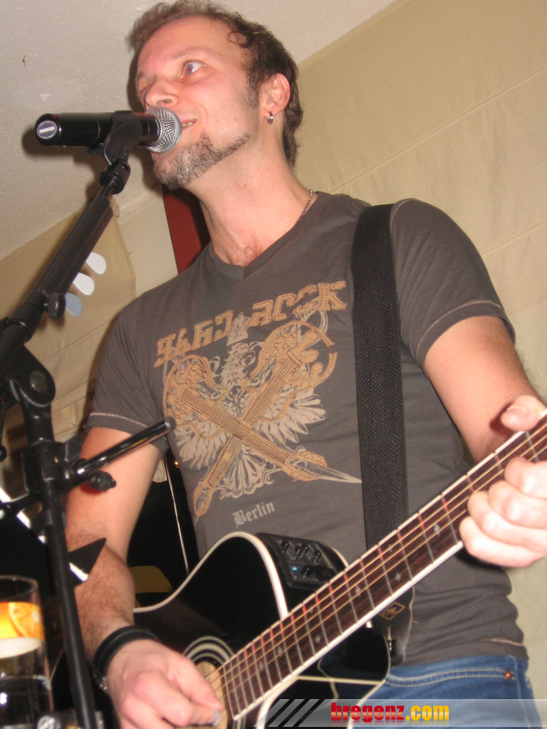 Bruce _the Voice_ Cradle 15_01_2011 030_JPG-1295281904.jpg