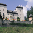 schloss-goldegg.jpg