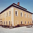 schloss-pfongau-neumarkt.jpg