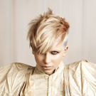 Mario Gutmann_Wandelbare Stylings zeichnen die aktuelle Trendfrisuren-Kollektion aus_.jpg