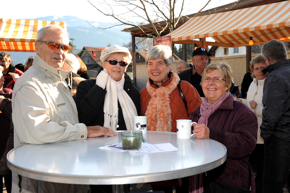 WeihnachtsmarktMaeder123.JPG