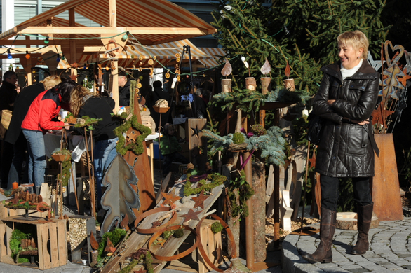 WeihnachtsmarktMaeder141.JPG