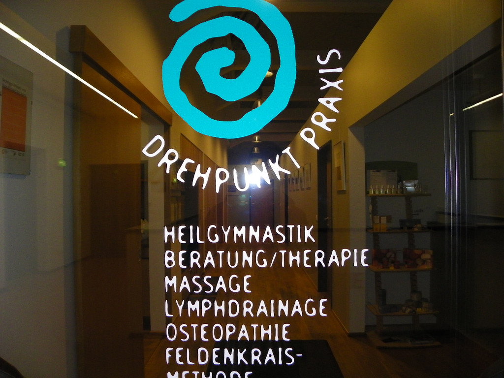 108_7140_jpg-1295732910