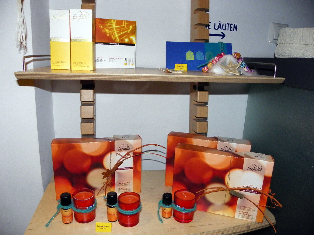 108_7136_jpg-1295732894