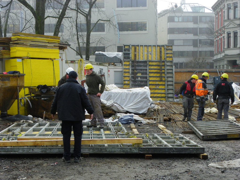 108_7688_jpg-1295736783