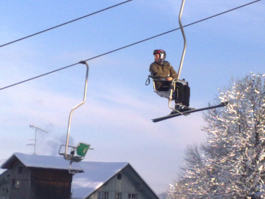 23012011445_jpg-1295776936