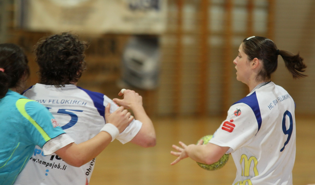 Handball Damen FK - Hypo 2  011 010_jpg-1295782862