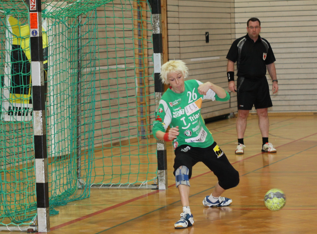 Handball Damen FK - Hypo 2  011 023_jpg-1295782992