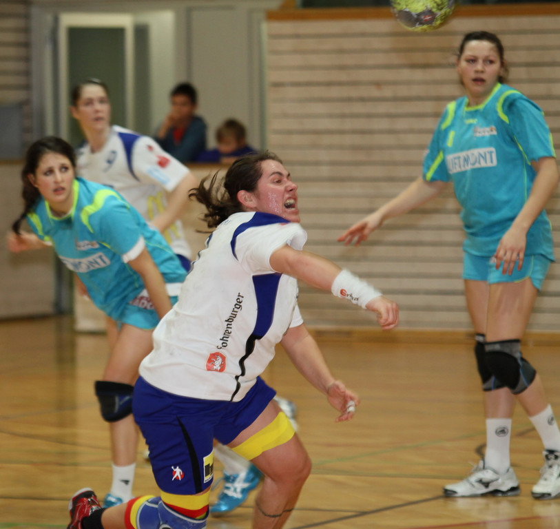 Handball Damen FK - Hypo 2  011 029_jpg-1295783039