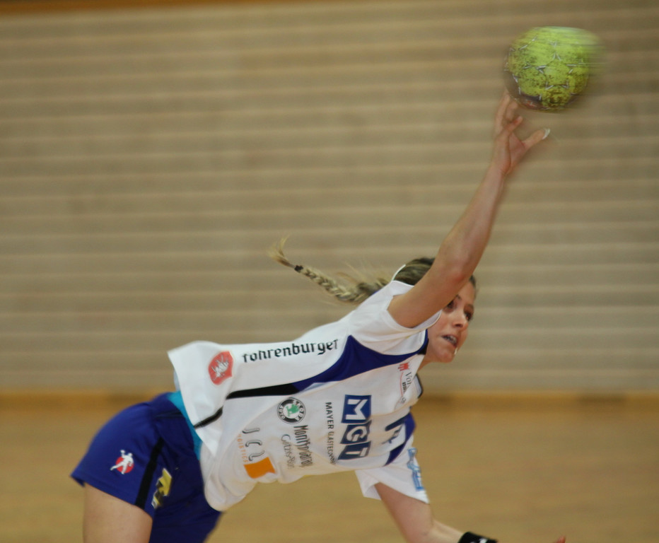 Handball Damen FK - Hypo 2  011 041_jpg-1295783171