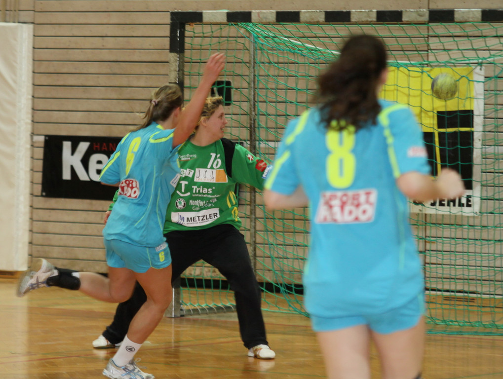 Handball Damen FK - Hypo 2  011 055_jpg-1295783384
