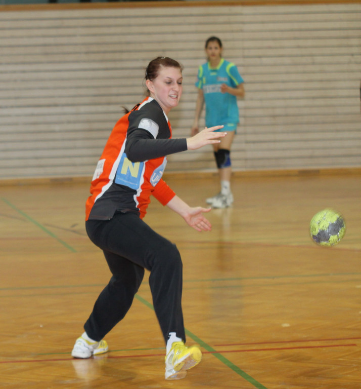 Handball Damen FK - Hypo 2  011 064_jpg-1295783475