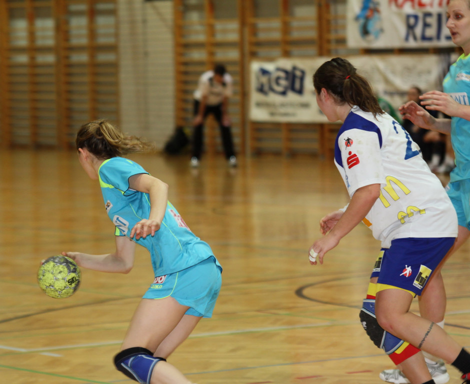 Handball Damen FK - Hypo 2  011 070_jpg-1295783517
