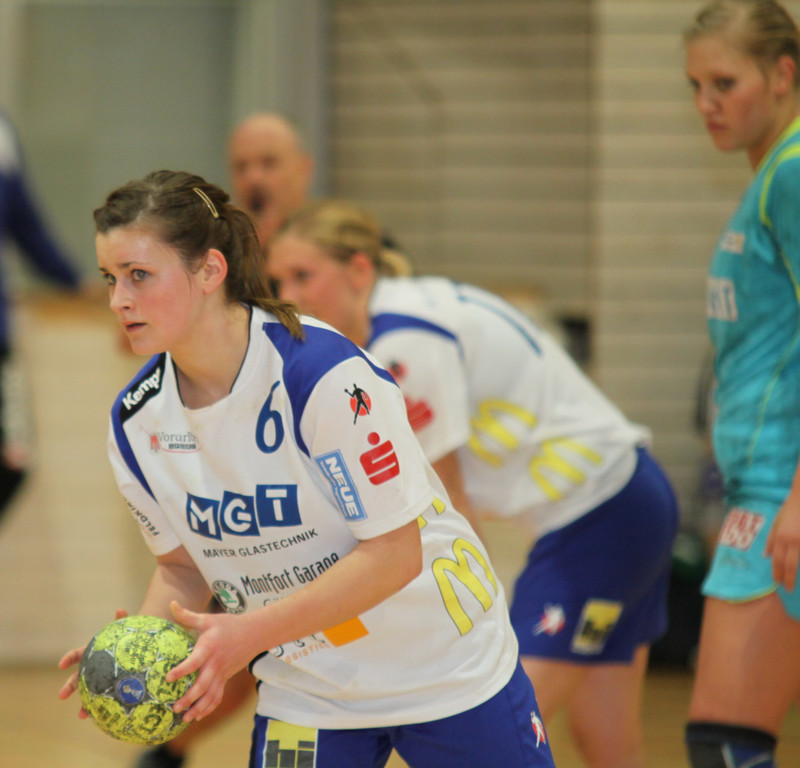 Handball Damen FK - Hypo 2  011 088_jpg-1295783677