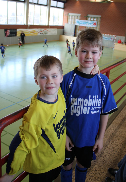 Fussball U 8 Turnier Halle 22-01-2010 _9__jpg-1295794395