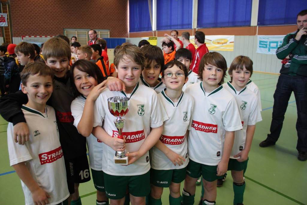 Fussball U 12 Turnier Halle 22-01-2010 _8__jpg-1295794740