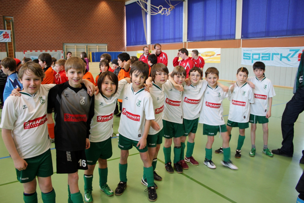 Fussball U 12 Turnier Halle 22-01-2010 _4__jpg-1295794682