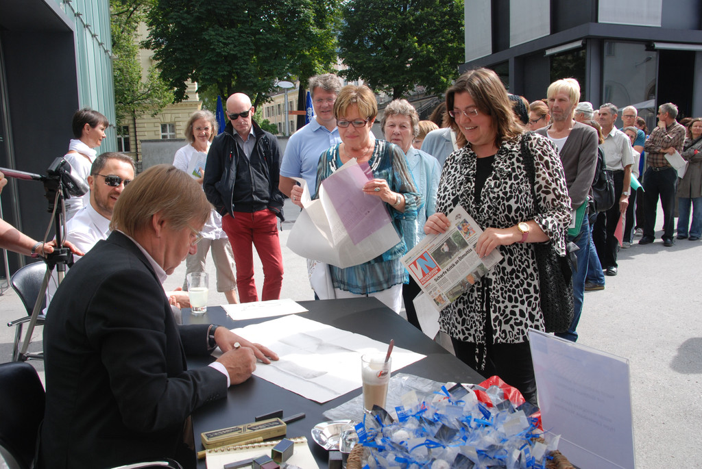 goepf_signierstunde_02_140810_jpg-1295822326