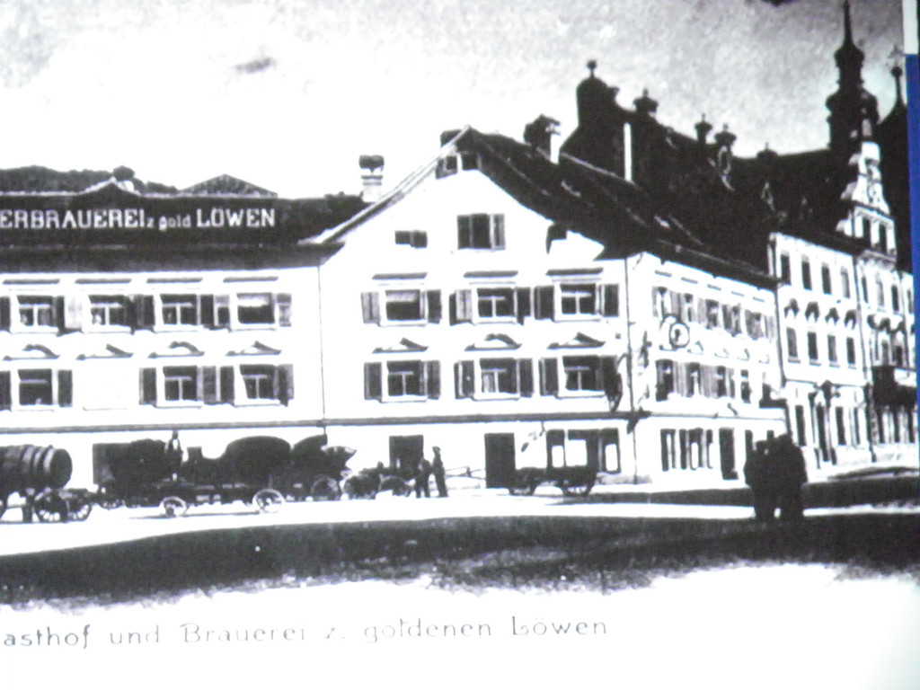 108_8158_jpg-1296000651