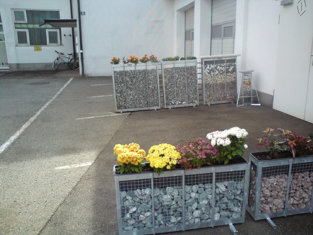 sony erikson- 230_JPG-1296046508