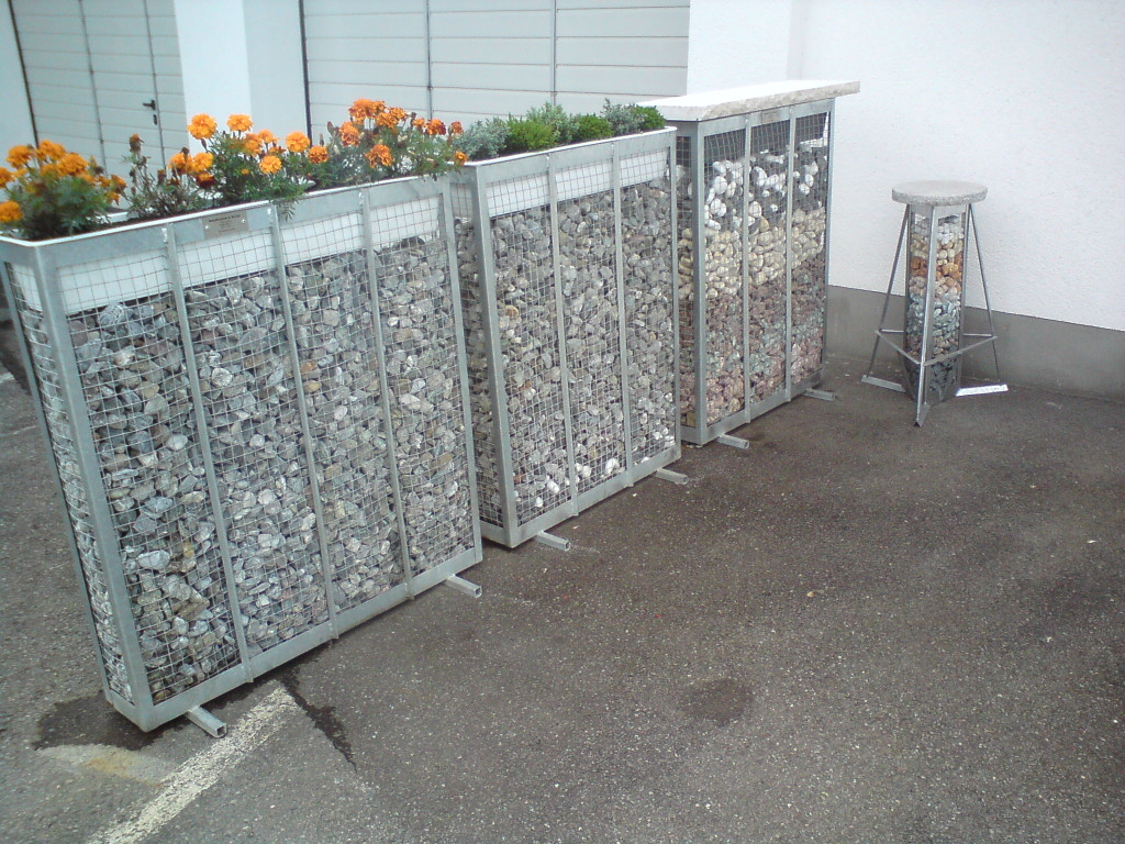 sony erikson- 231_JPG-1296046596