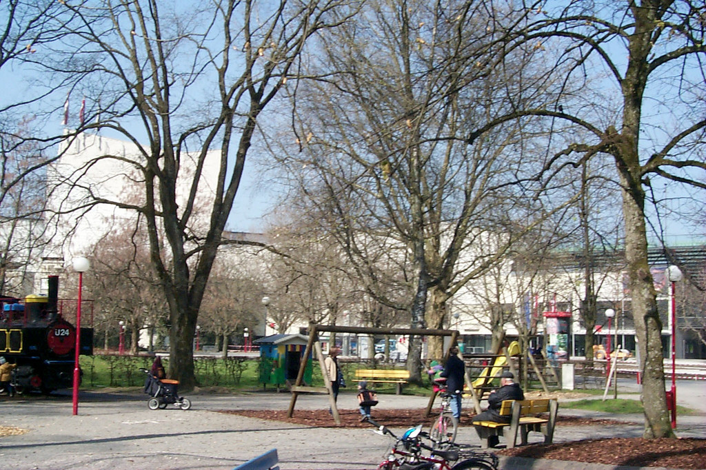 festspielhaus_spielplatz_jpg-1296139554