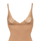 triumph_lace_sensation_bodr_still_02_ss11.jpg