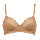 triumph_lace_sensation_w_still_02_ss11.jpg