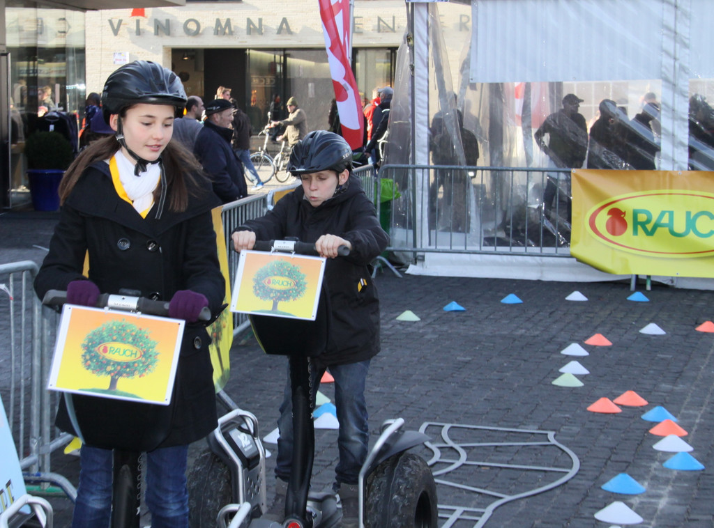 S_Vettel  2011 022_jpg-1296229459