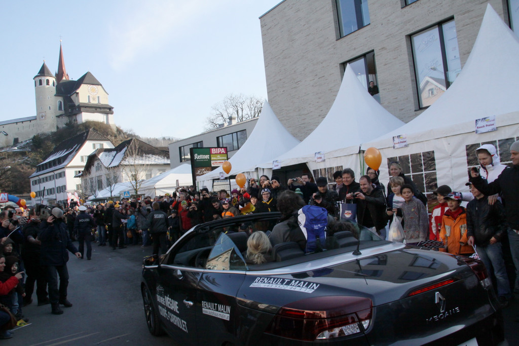 S_Vettel  2011 054_jpg-1296229906