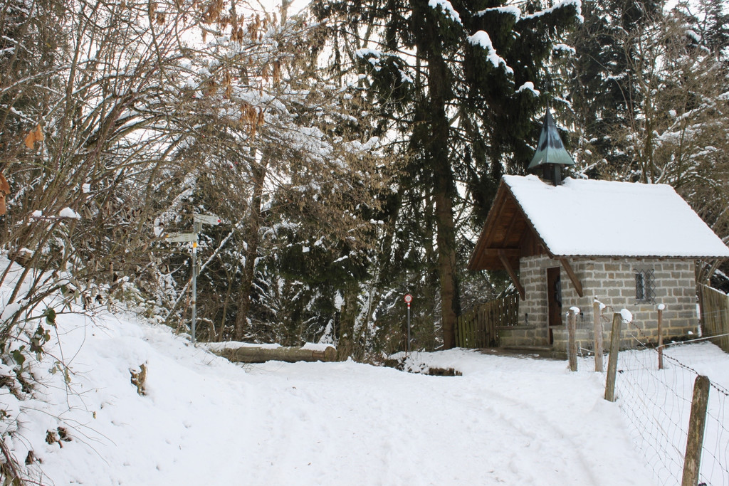 Altreute Kapelle Sperre Wanderweg 2011 _1__jpg-1296250035