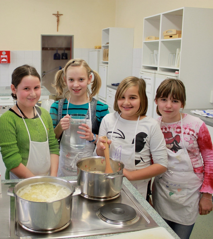 Volksschule Gesunde Ernaehrung 2011 _1__jpg-1296250825