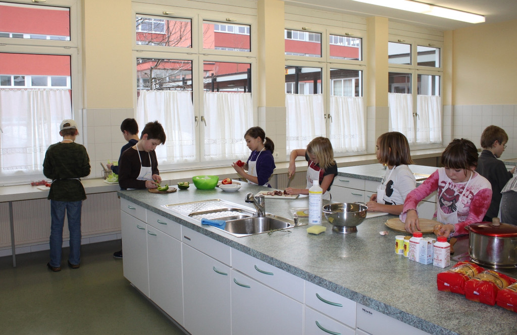 Volksschule Gesunde Ernaehrung 2011 _14__jpg-1296251009