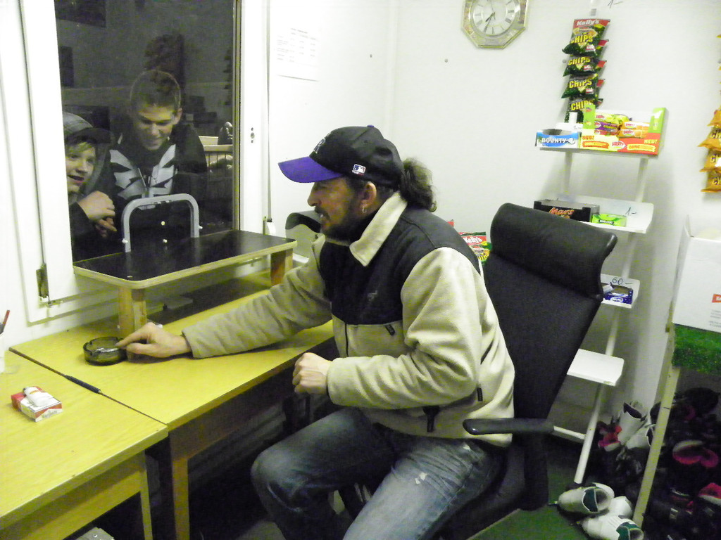 100_1229_jpg-1296259669