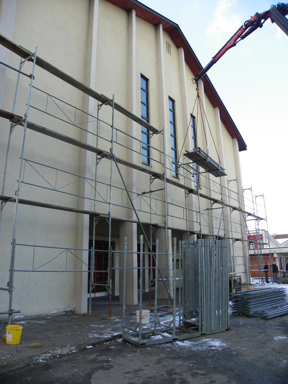 108_8185_jpg-1296260178