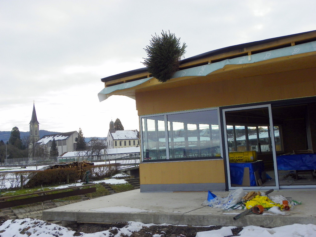 108_5358_jpg-1296262304