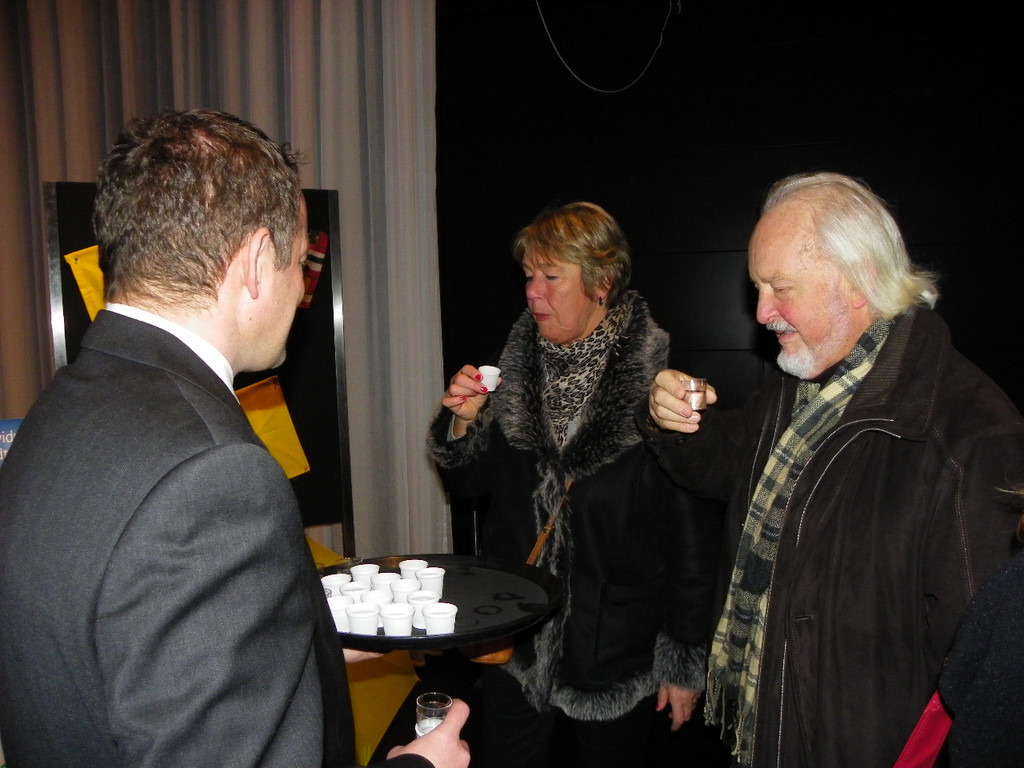 108_9087_jpg-1296264760