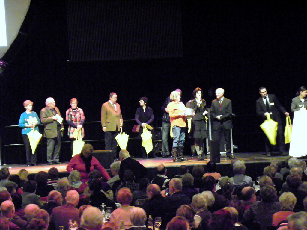 108_9608_jpg-1296264842