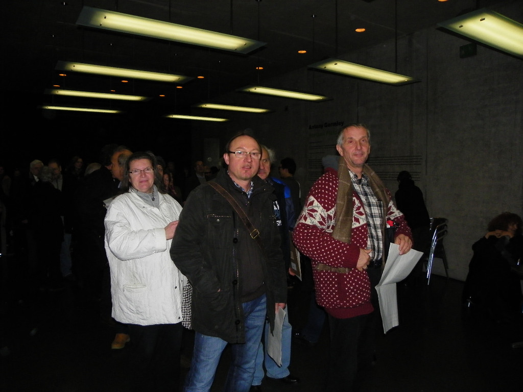 108_8619_jpg-1296293199