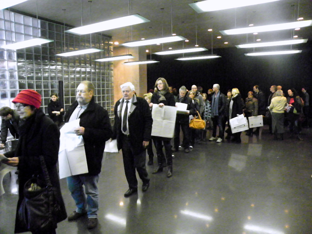 108_8632_jpg-1296293261