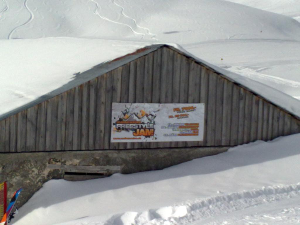 29012011484_jpg-1296374888