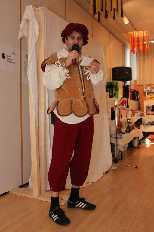 SKB Ball 2011-4_jpg-1296407989