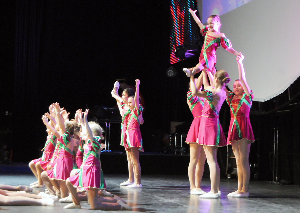 Kinderball 2011 12_jpg-1296416768