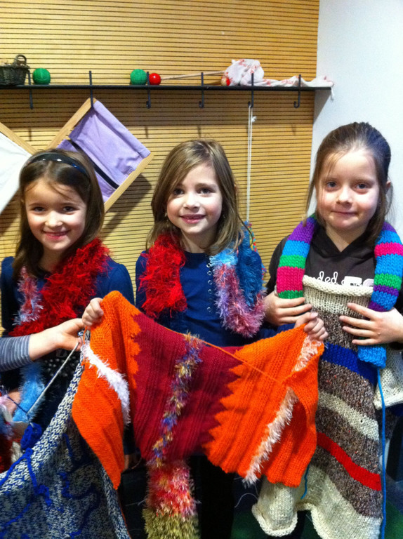 knitta55_jpg-1296472045
