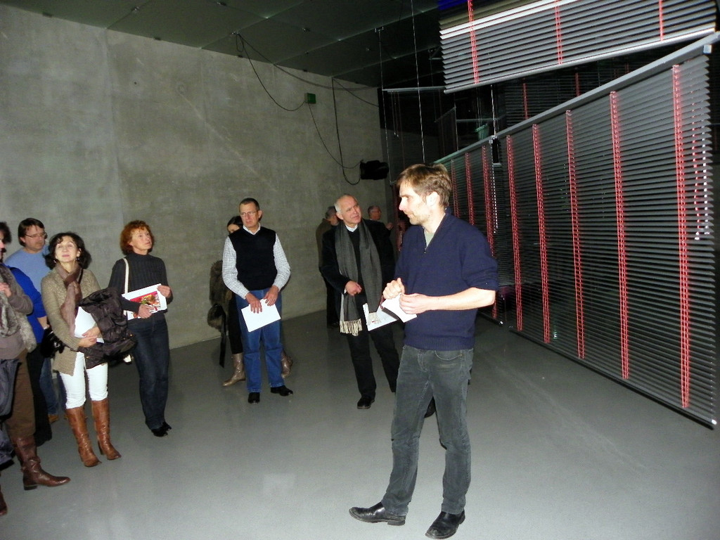 109_0018_jpg-1296596943